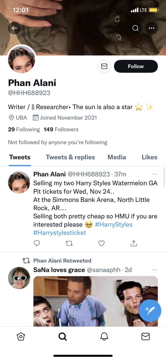 Jane85624537's tweet photo. Hello everyone, I recently got scammed by someone on here. They provided concert ticket proof + photo ID. They are pretending to be someone they’re not. Please stay safe out there and ignore them, they keep on deleting and reposting their post. #HarryStylesLoveOnTour #HarryStyles https://t.co/sW37zc8BaG