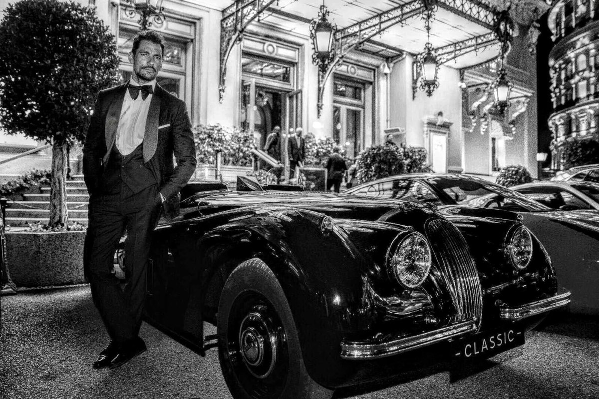#MrWorldFK #AlexanderXMW
<a href="/ABorgoin/">𝔄𝔩𝔢𝔵𝔞𝔫𝔡𝔢𝔯 𝔅𝔬𝔯𝔤𝔬𝔦𝔫</a>

"Ser un Señor, se demuestra con los actos y lo autos" Con mi Jaguar Classic, ambientado en una cena de época, glamour y compostura.