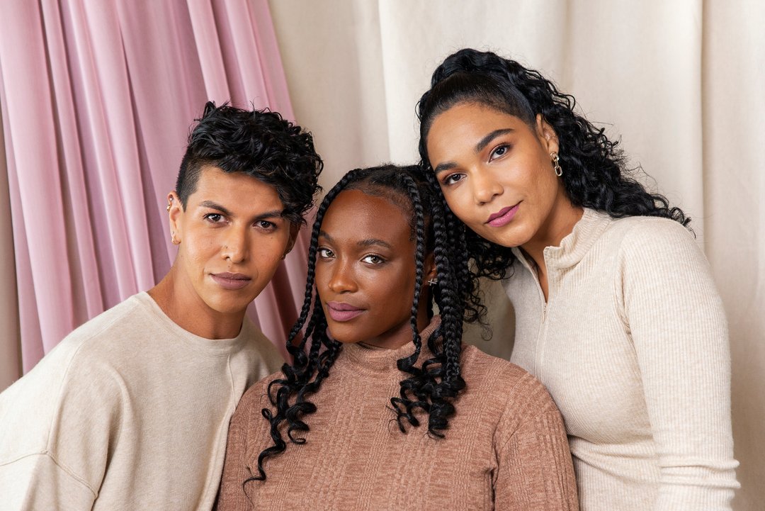 ViveCosmetics's tweet image. Our Sin Límites Mauve Collection is finally HERE! ✨💜
Shop our all NEW inclusive Que Matte Liquid Lipsticks just in time for the holidays. Save big when on the full collection! 💄 

Shop link in bio 🛍

#ViveSinLimites #mauvelipstick #vivecosmetics #beautyconcultura #veg