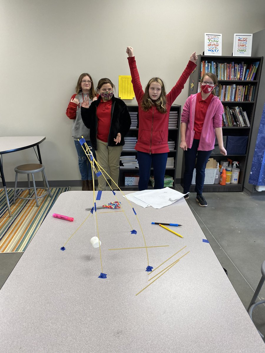 lcs_lincolnton's tweet photo. Middle school Nest groups worked together to construct a tower from spaghetti that will support one large marshmallow at the top. The group that builds the highest free-standing tower wins the competition, and our highest structure was 81 cm!
#LCSSTEM https://t.co/Sha4rscdHr