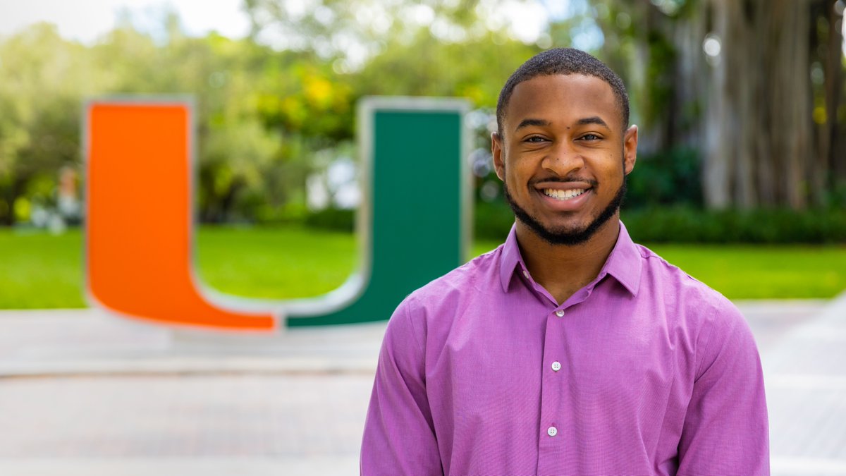 UMCAS's tweet photo. Today, we’re shining a spotlight on our amazing student government president @LandonColes who says, “I have been inspired not only to interrogate the world as it exists, but to imagine a better one.” Visit https://t.co/1iekJwDJx2 to read more about Coles’ experience at the U. https://t.co/BjIKjHHDFO