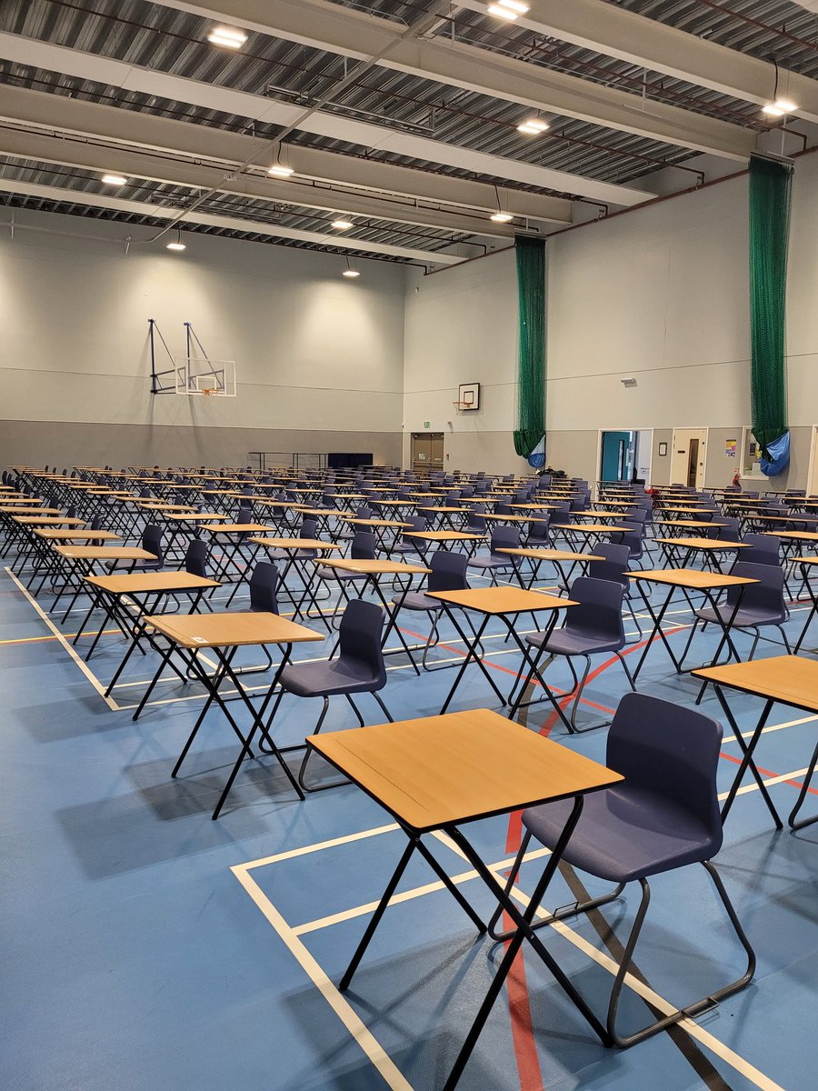 BremerSport's tweet photo. Unfortunately there are no extracurricular clubs in the mornings and at break/lunch (that usually take place in the sports hall) due to Year 11 mock exams taking place over the next 2 weeks! We'll return Monday 6th December!! https://t.co/r0zwZ10SXJ