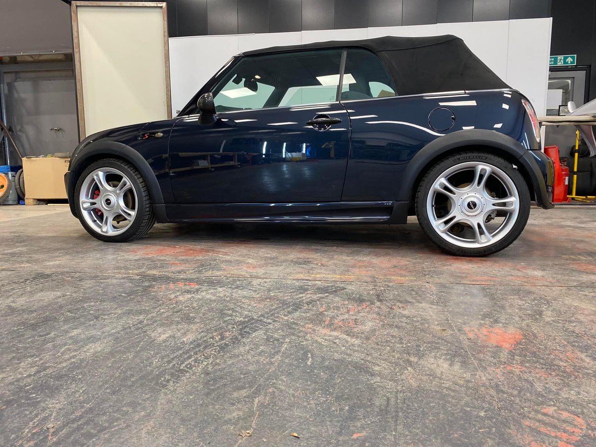 marqueonedetail's tweet photo. JCW mini completed with @modestauk products. Lovely example of a appreciating classic.
Single stage polish with some deeper areas removed, modesta primer, modesta BC08 coating & heat cured. Wheels modesta BC06 coated with callipers, glass and roof sealed.
#modestauk
#mini #jcw https://t.co/f7aVbk4T33