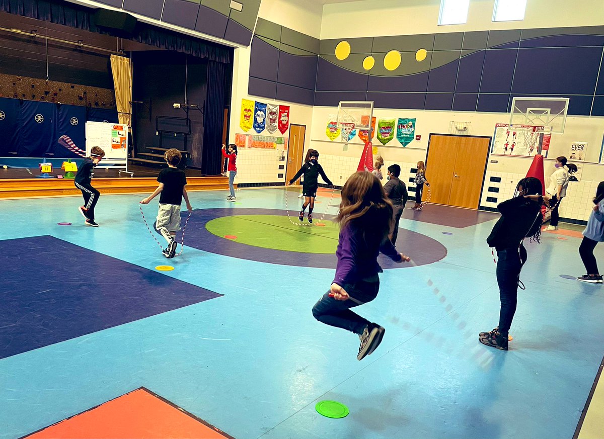 JRobinsonPE's tweet photo. Rhythm, Ropes, Hoops, &amp; Chutes Elective: Students explored a variety of jump rope  skills.They created their own Jump Rope Routine. Today, they practiced with a partner. Soon they will upload routine to their digital portfolio. Lots of creativity and hard work🥰! @underwoodgtm https://t.co/gSI0LGa6Xr