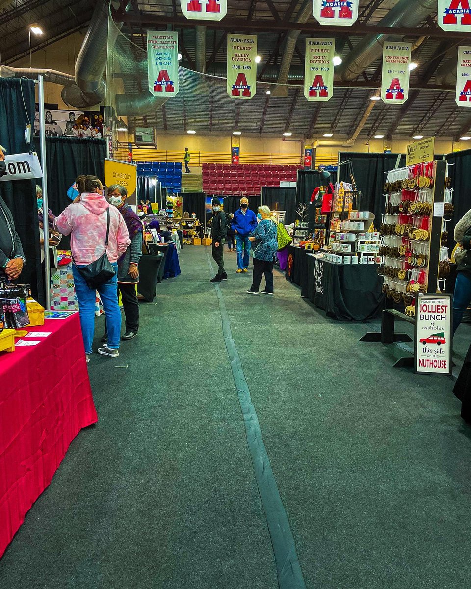 Suzy The Explorer tweet media