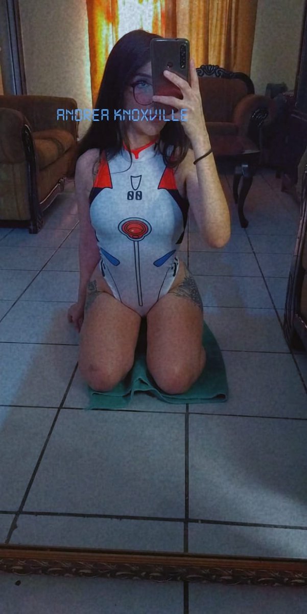 BecariaAndrea's tweet photo. Eva Ayanami 
#anime #EvangelionCosplay #evaayanami #cosplay https://t.co/l6SFx46PjF