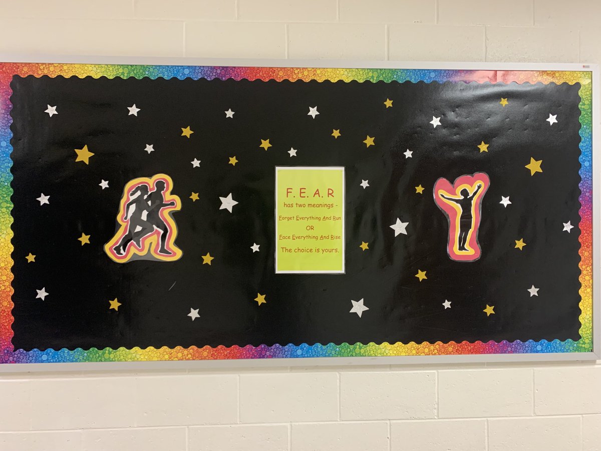 psdrmiller's tweet photo. Breaking News: New Eagles Bulletin Board! ⁦@SpringtonLakeMS⁩ ⁦@eaglesslms⁩ ⁦@MrsFritch_SLMS⁩ ⁦@slmsrmiller⁩ https://t.co/JLOzbA29UK