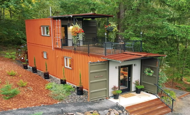 Couple Build Amazing Shipping Container Home For Debt-Free Living dlvr.it/SD0QyM