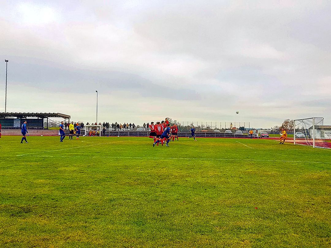 leintaeler's tweet photo. Sportanlage Brunnengasse - TSGV Waldstetten - FV Sontheim-Brenz 1:3 (Landesliga Württemberg Staffel 2, 20.11.2021)

#groundhopping, #nonleague, #landesliga, #7liga, #stadionaufderhöhe, #waldstetten, #sontheim, #tsgvwaldstetten, #fvsontheim, #sontheimbrenz, #löwen https://t.co/unKCQoWU7O