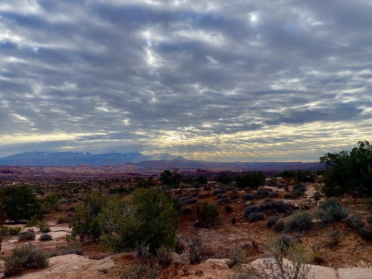 MrAndrewHulse's tweet photo. Had a blast at the Dead Horse Ultra 50k in Moab this weekend by @MadMooseEvents  - now setting sights on longer distances 😎 🏃‍♂️ https://t.co/IWVBCQ9PaL