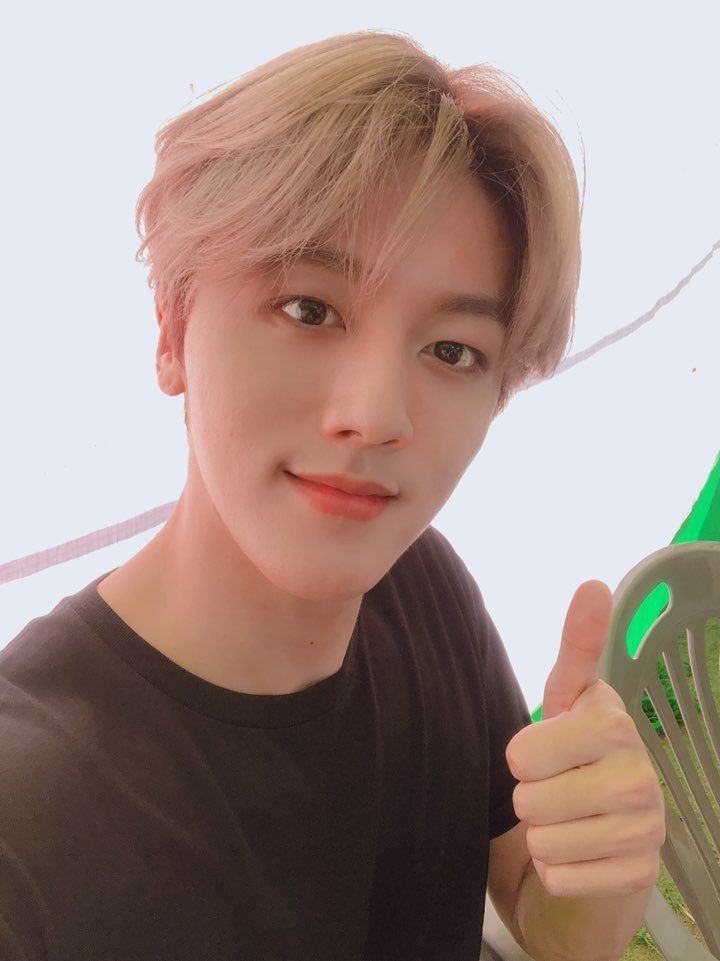 hourly youngbin 🍀 tweet media