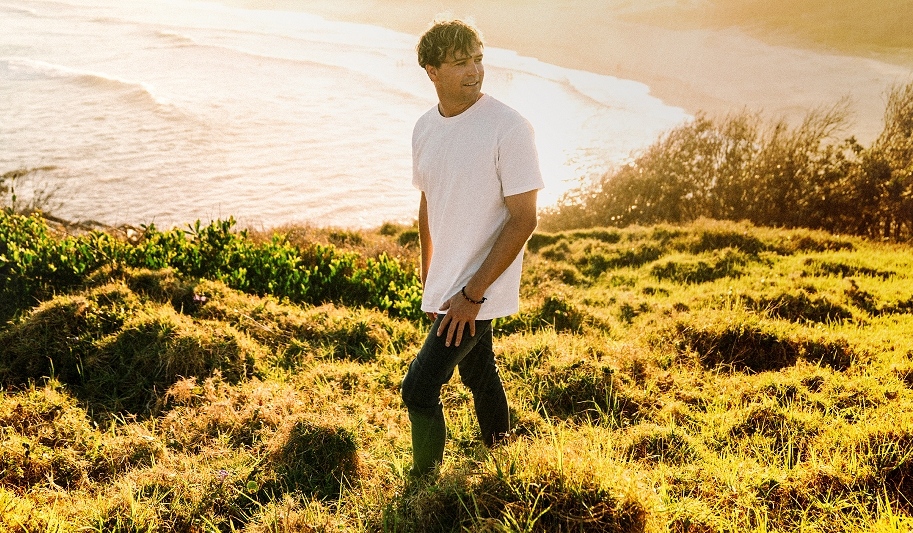 CountryTownAU's tweet photo. #PREMIERE: We're elated to bring you the new music video by country-pop singer-songwriter @ChrisRoseSinger in this exclusive premiere! ✨ > https://t.co/gDHZdQl1tP https://t.co/RNaAm4CYbg