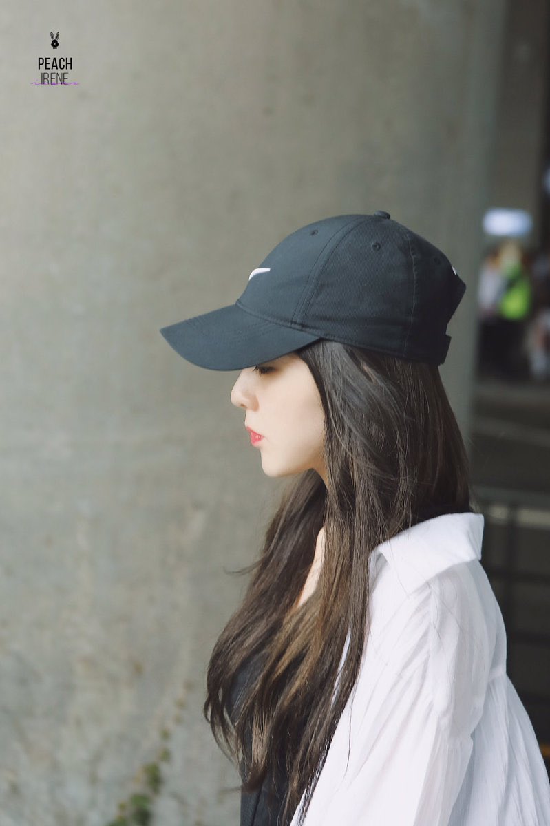 공항의 아이린 tweet media