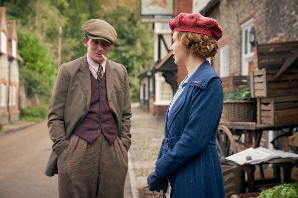 Josh O'Connor and Odessa Young in Mothering Sunday.