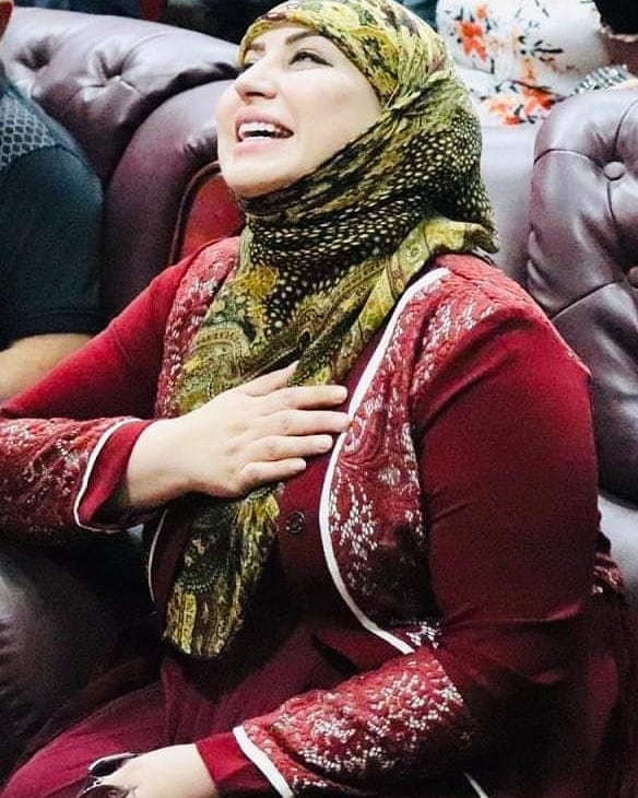 Aslam_o_Alikum 
Subha subha jab ankh khul jati hai to phir ibadat ka khud hi dil karta hai sare gunha yaad ate hain sar sharm se jhuk jata hai magar jab Allah ka pyaar nazar ata hai to seeny main thandk aur honton per muskraht qayam ho jati hai 😇