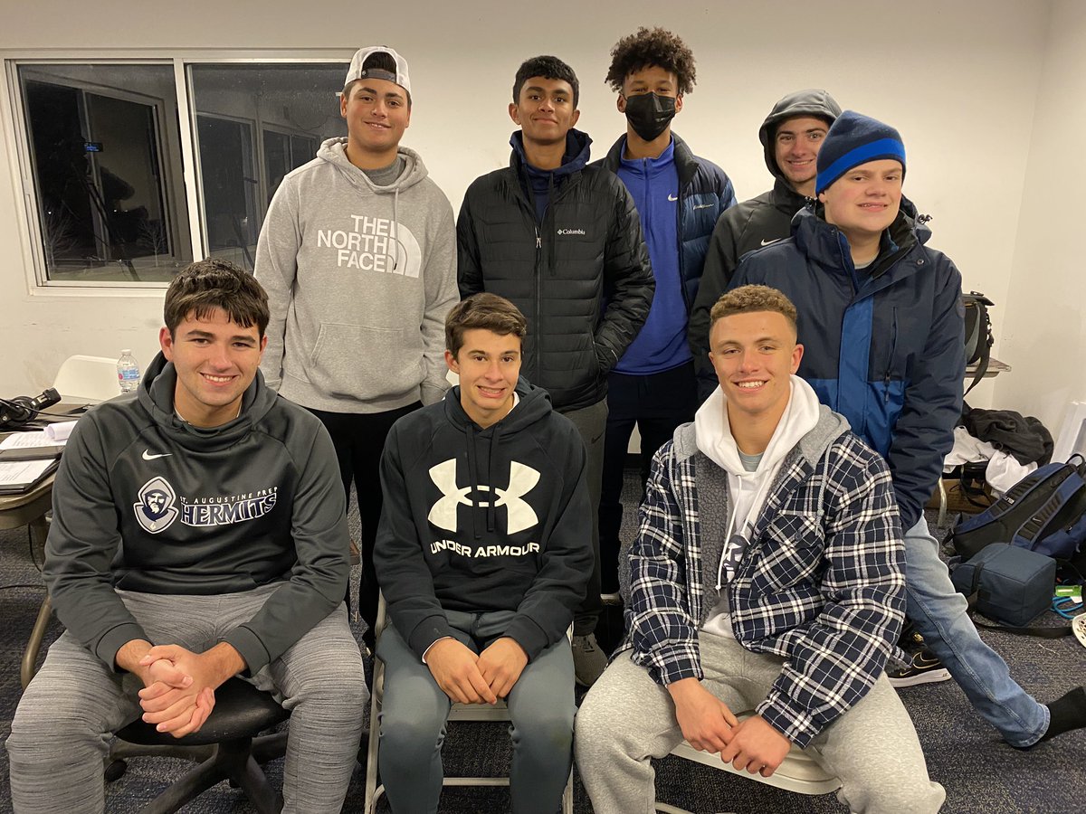 Thanks to our guys for a great fall season!

The guys Friday night did a great job!
🎙:Jimmy Bachman, Ryan Marengo, Vinny Polistina
💻:Christian Sabella
🎥:Vinny Campanaro, Billy Jamison
📸: Jude Vellaringattu, Jordan Serrano

Winter season starts in 10 days! Sign up today!