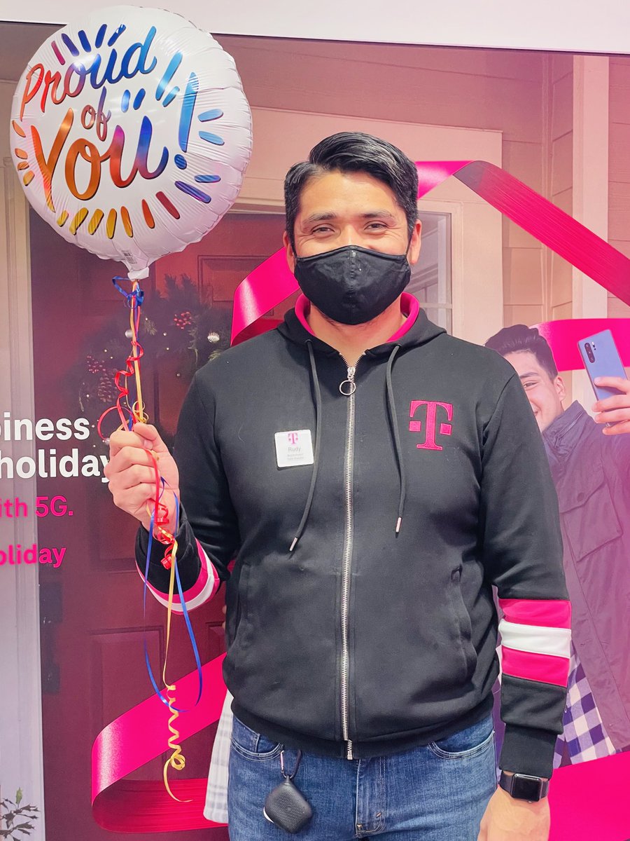 ke_schroeder's tweet photo. ⁦@RudyTapiaRomer1⁩ Cedar is going to miss you but we are so excited for your new adventure 💕 https://t.co/Stge7pCmPm