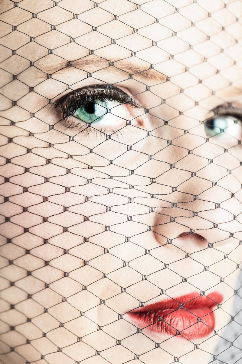 Vailed

#portrait #portraitphotography #photography #photooftheday #eyes