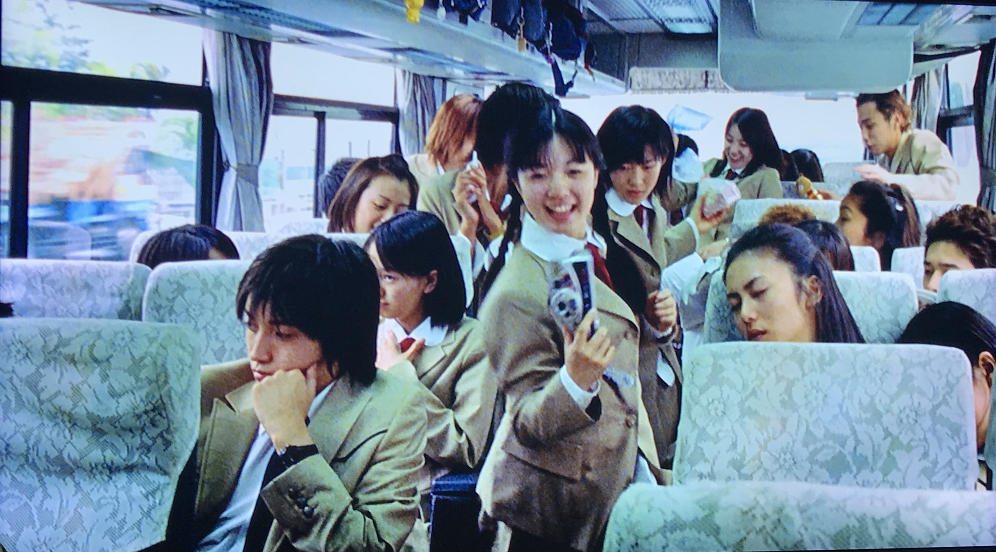 エリック 相馬光子 バスの中で一人グーグー寝ているのがいい 睡眠ガスがまかれる前 T Co Pv0dwhjpme Twitter