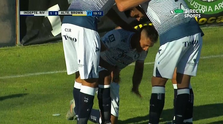 1460Pasion's tweet photo. #PrimeraNacional Gol de #IndependienteRivadavia Mayorga y un remate de afuera area para el 1-0 ante #AltBrown https://t.co/LBndt9yk6H