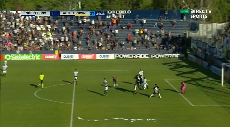 1460Pasion's tweet photo. #PrimeraNacional Gol de #AltBrown Batallini iguala rapido el partido en Mendoza ante #IndependienteRivadavia https://t.co/cl9RmW7h0k