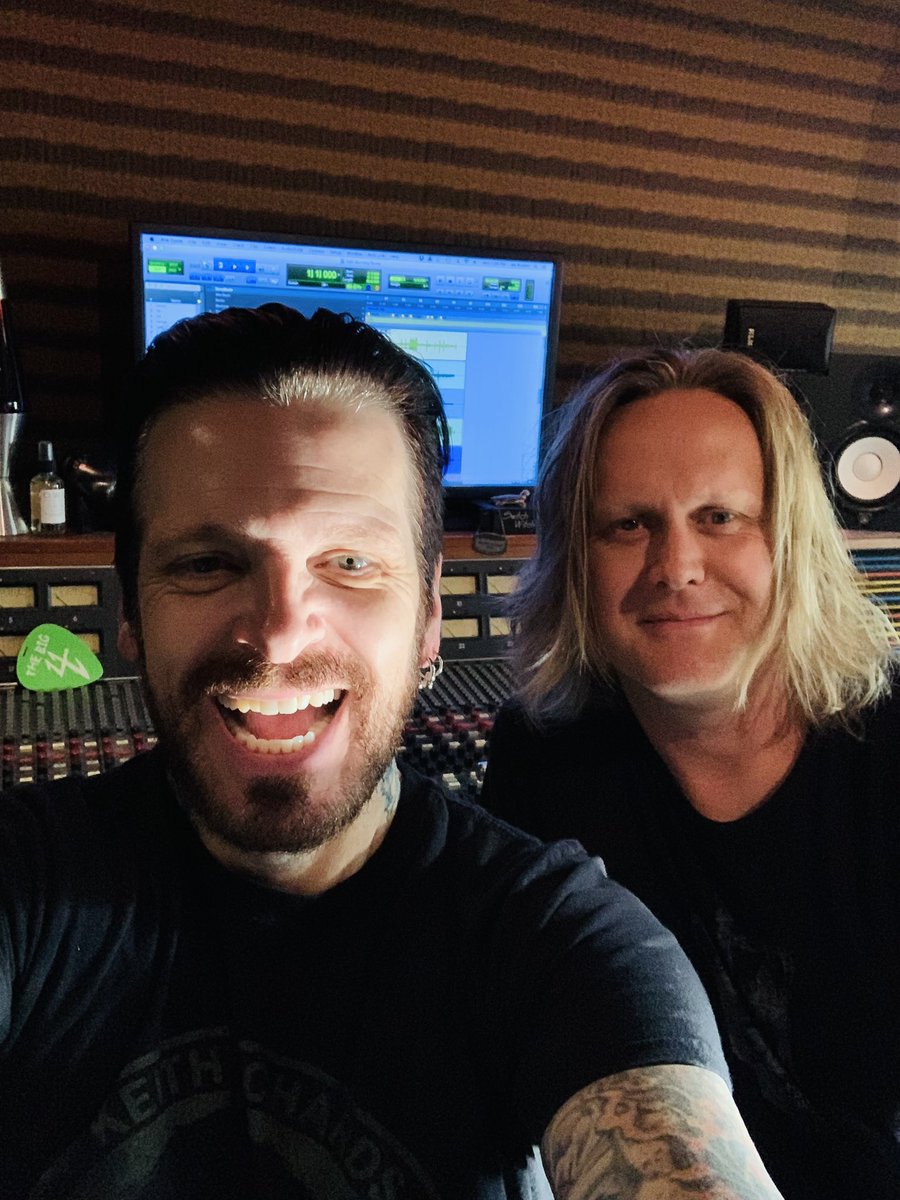 rickywarwick's tweet photo. Always amazing to be recording with this legendary producer and good friend Mr Jay Ruston!New Black Star Riders sounding incredible !! #jayruston #blackstarriders #newalbum #album5 #christianmartucci #robbiecrane #zakstjohn #earacherecords #sirenartistmanagement @BlackStarRiders https://t.co/NV2fouQeIB