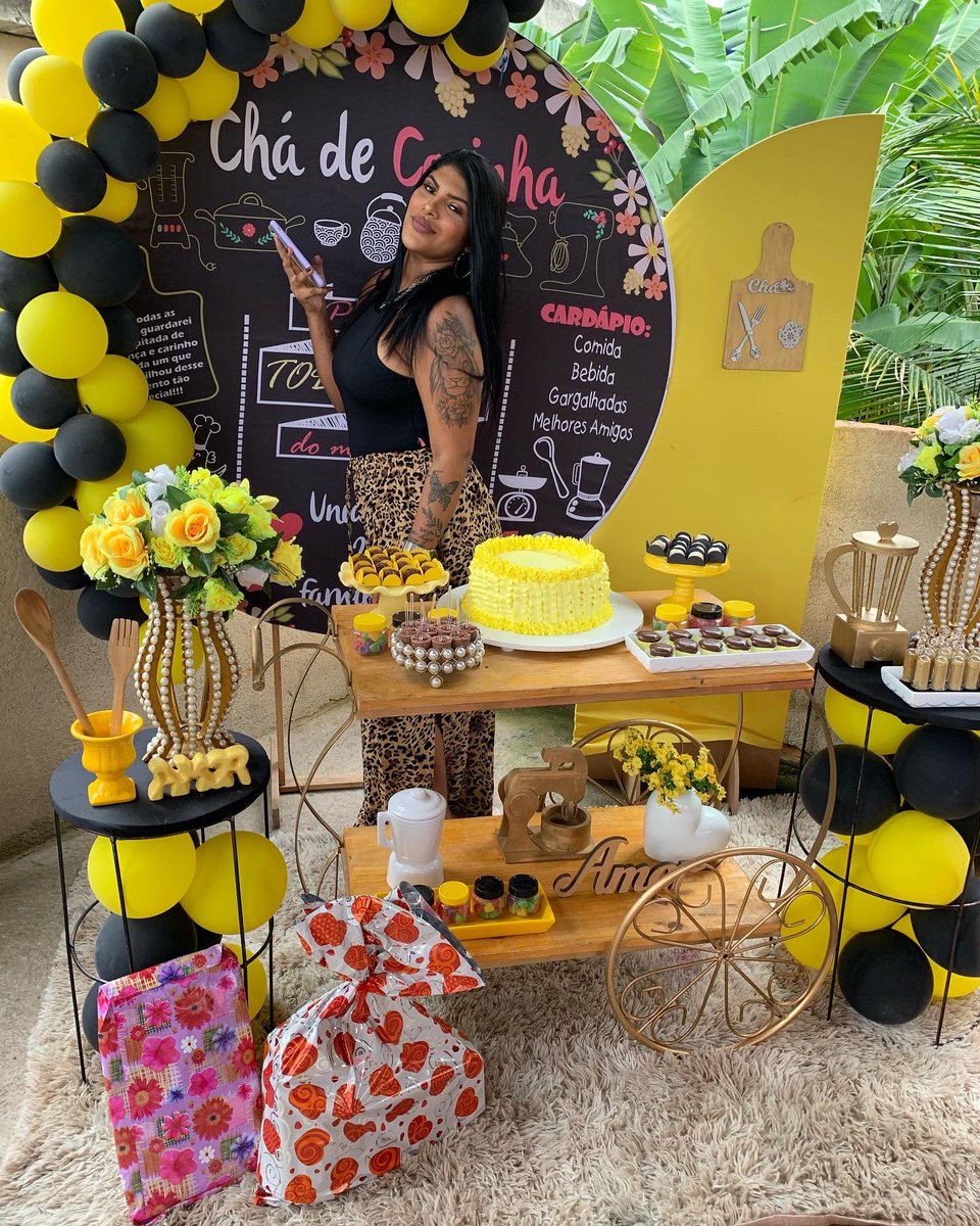Oliveiraa_thata's tweet photo. Expressando todos os meus sentimentos com uma só palavra, GRATIDÃO! ✨💖 https://t.co/7hvGzb7SvQ