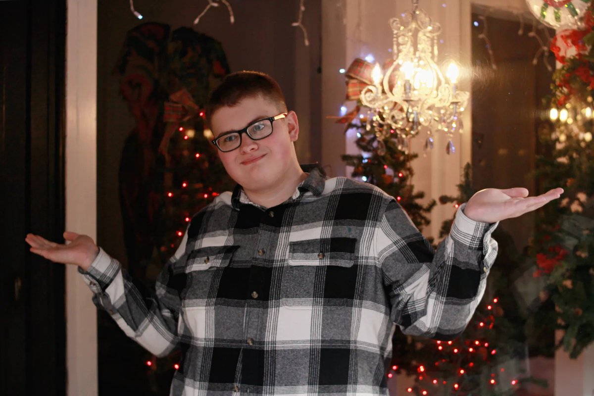 lilmzdes's tweet photo. This boy....π₯°π₯°π₯°π₯° #AutismAmazingness #specialneedsteen https://t.co/Fw2ZQRIrJC