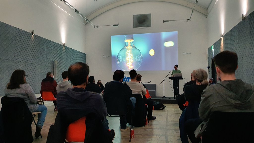 NIDevConf's tweet photo. That's us for the 1st day of #NIDCMeetupWeek!
3 great talks from 3 engaging speakers, and plenty of conversation over the breaks.
@belfastjs is back on in December, so follow them for updates. https://t.co/tUOITQ4rRH