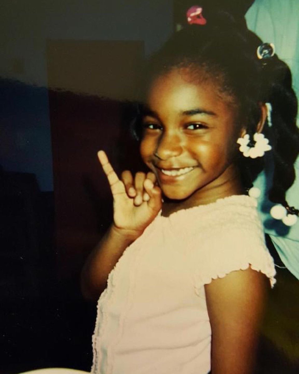 _dautcom's tweet image. Woke up P R E T T Y 😌💕