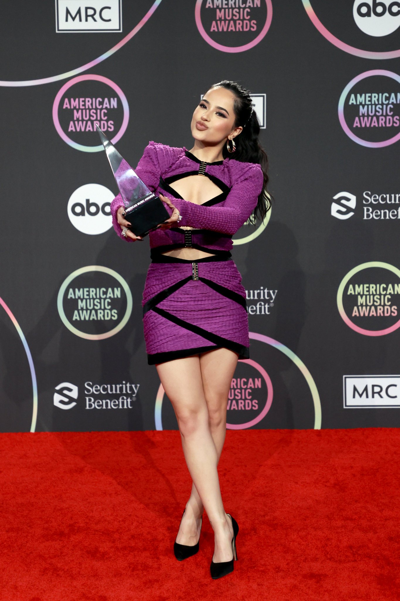 American Music Awards on Twitter "Your 2021 AMAs Favorite Female