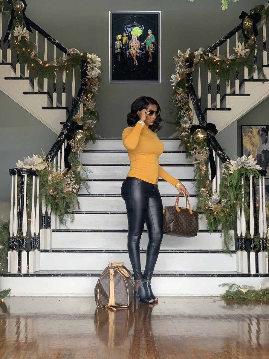 MelodySHolt tweet media