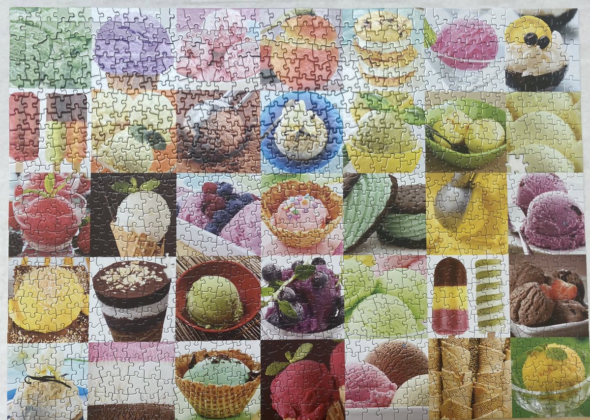 bjrath's tweet photo. @dailystem We finished ours last week. Took about a year….1,000 pieces. #RugRaths https://t.co/fr9JLxyfOF
