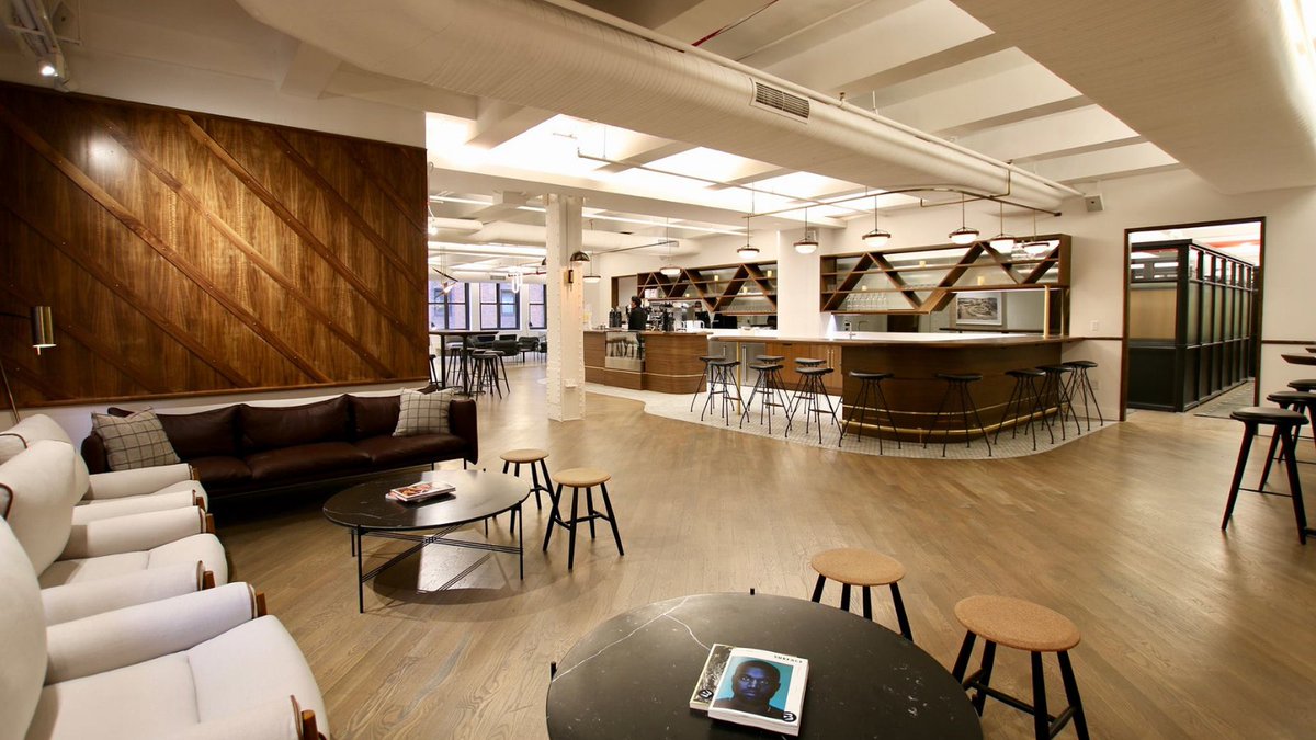 gable_inc's tweet photo. Looking for a luxury event space? Book @blenderspace with full service production expertise for your next corporate event. 💫

For more workspaces and meeting rooms, book here 🔗👉 https://t.co/qMrNFe7GS4  

#nycbucketlist https://t.co/G1r84LIyex