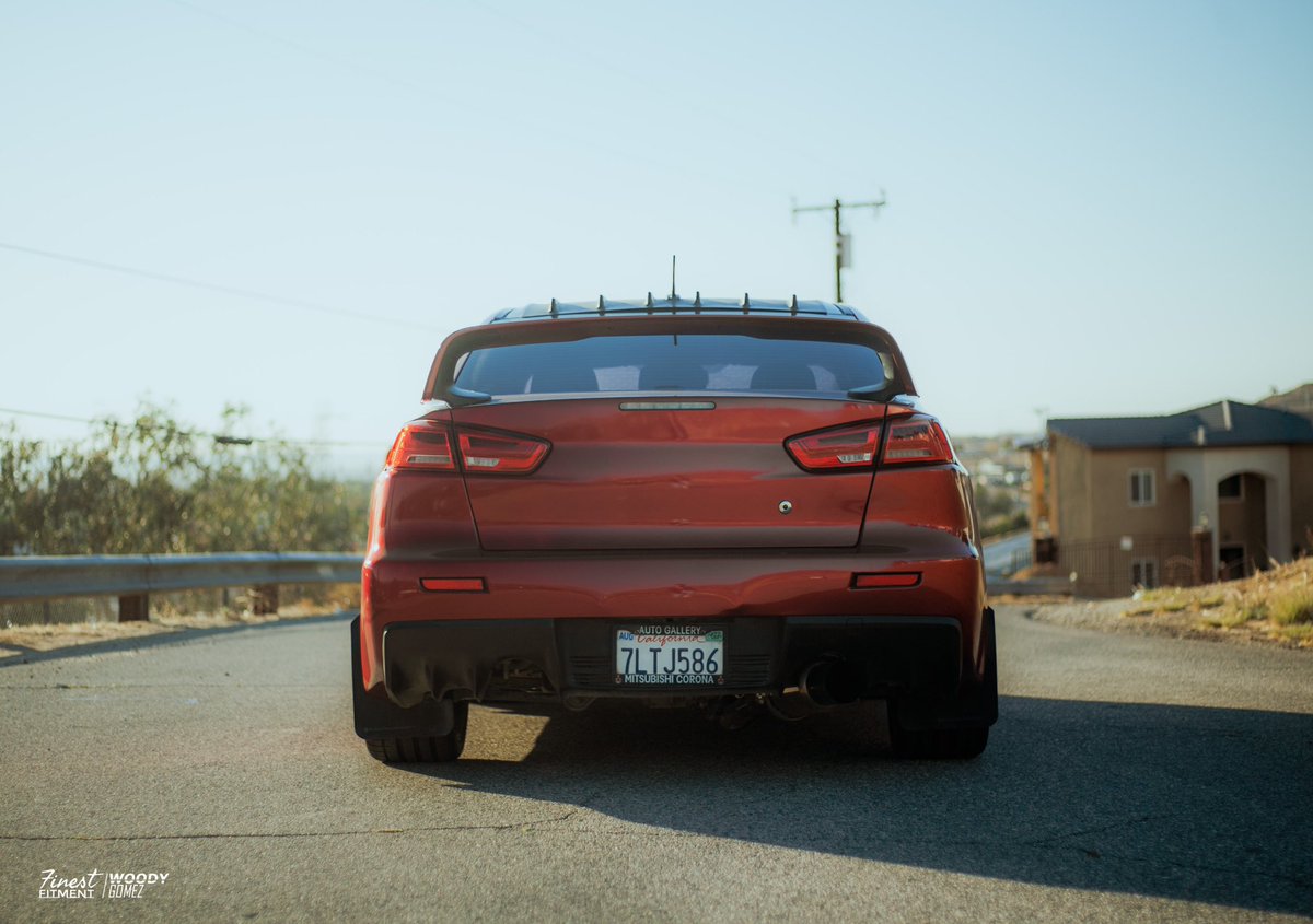 woo_piicz's tweet photo. EVO X Wrapped in New Inozetek Vampire red 🧛🏾‍♀️ 
#evox #wrap #inozetek #finestfitment https://t.co/1BSwxCgvsc