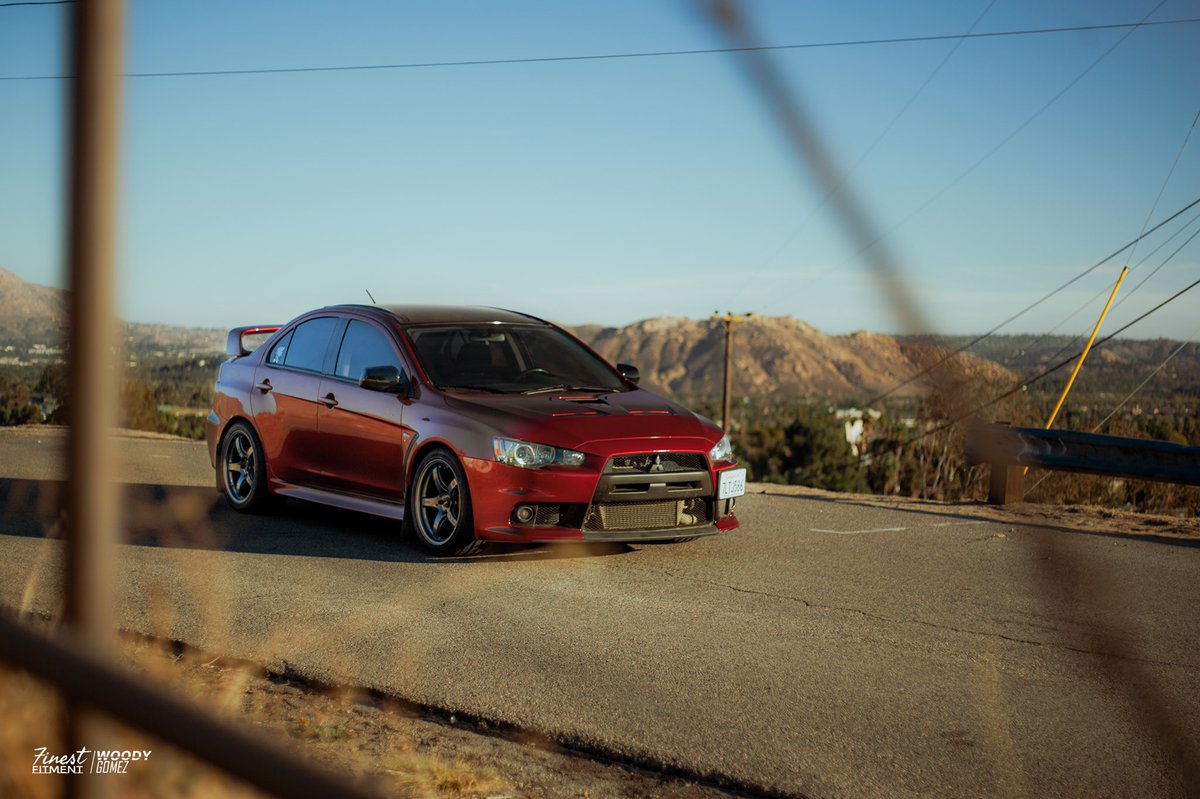 woo_piicz's tweet photo. EVO X Wrapped in New Inozetek Vampire red 🧛🏾‍♀️ 
#evox #wrap #inozetek #finestfitment https://t.co/1BSwxCgvsc