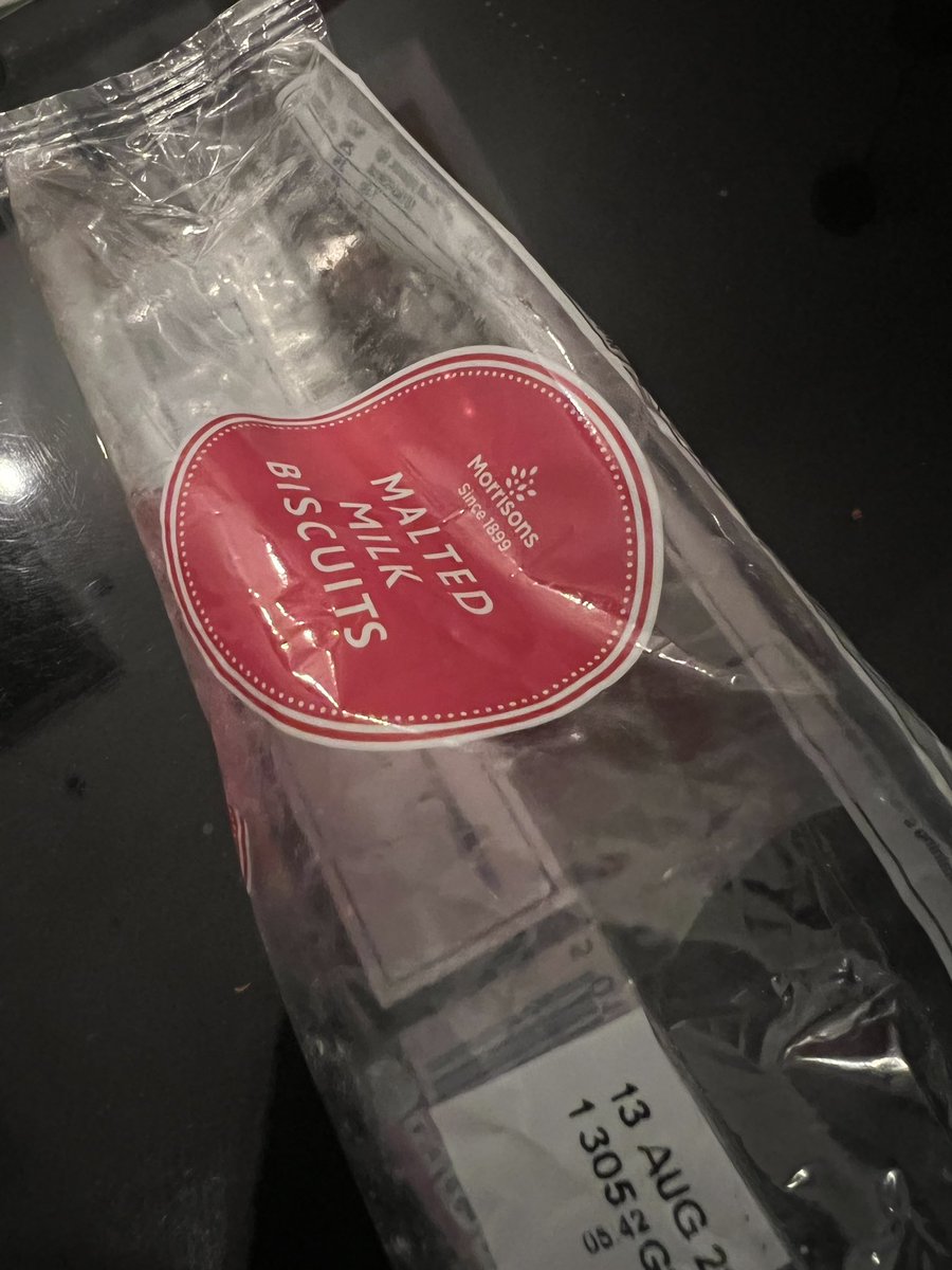 recycleornot's tweet photo. It looks like #MaltedMilk biscuits packets from @Morrisons are #notrecyclable 👎🏼

why not @Morrisons? https://t.co/7BpqMqPbdS