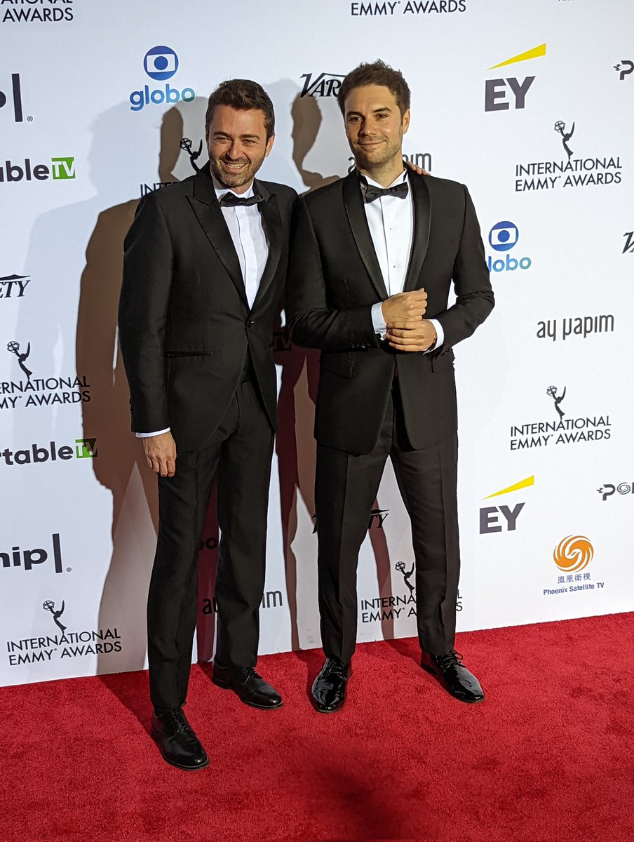 Short-Form Series #iemmyNOM for “Gente Hablando [People Talking] – Season 2” arrive on the red carpet! #iemmys #Spain <a href="/setmagic/">Set Màgic Audiovisual</a> <a href="/atresmediacom/">Atresmedia Comunicación</a>