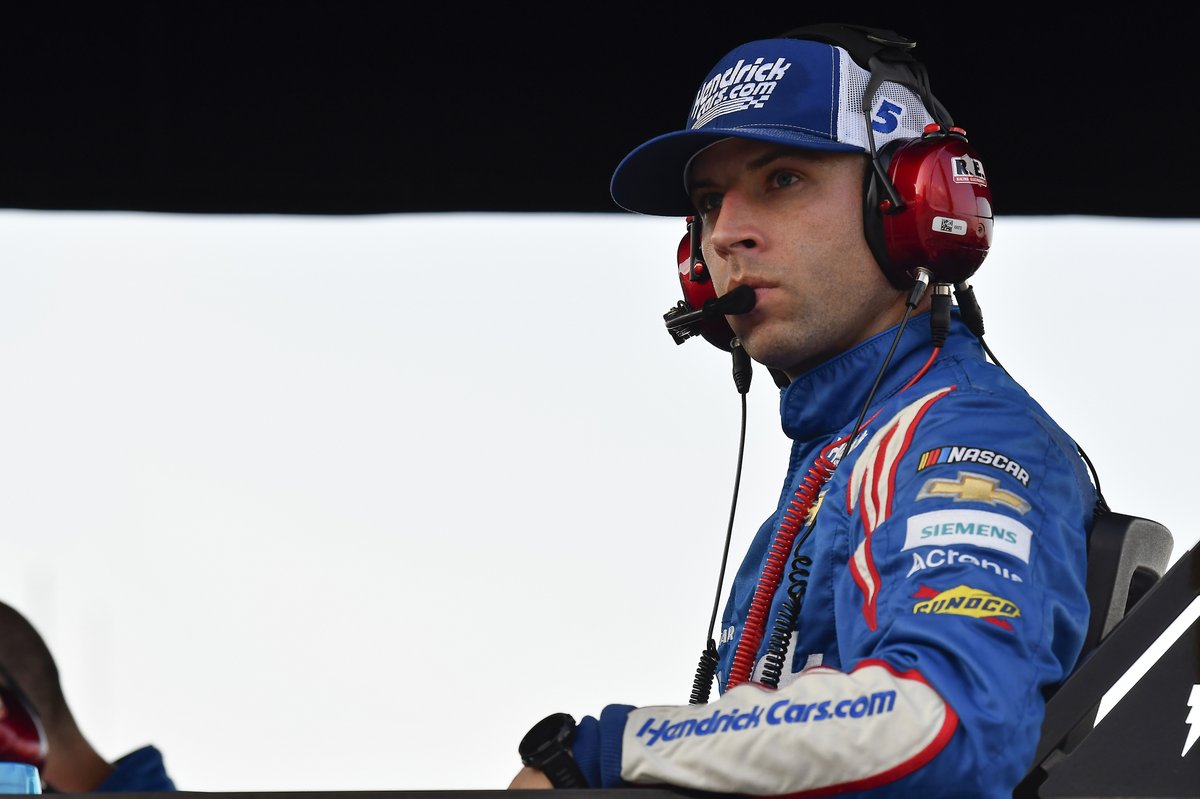 RacingVirginia's tweet photo. 𝐓𝐇𝐄 𝐂𝐇𝐀𝐌𝐏 𝐈𝐒 𝐇𝐄𝐑𝐄! 2021 NASCAR Cup Series Champion crew chief @DanielsCliff joins the #RacingVirginia Podcast this Wednesday!

Leave your questions for the Smithfield, VA, native and we might just ask him on the show! https://t.co/norH7zOP2v