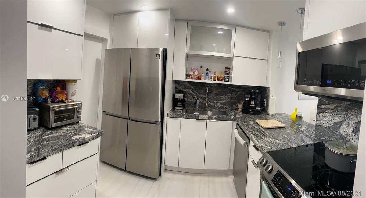 damarisnodarse's tweet photo. Dreaming of a new home? This 1 BED, 1 full and 1 half BATH home might be the one you've been thinking of. #realestate #homesforsale  https://t.co/niDPtswsMR https://t.co/h6Wx6tTgAm