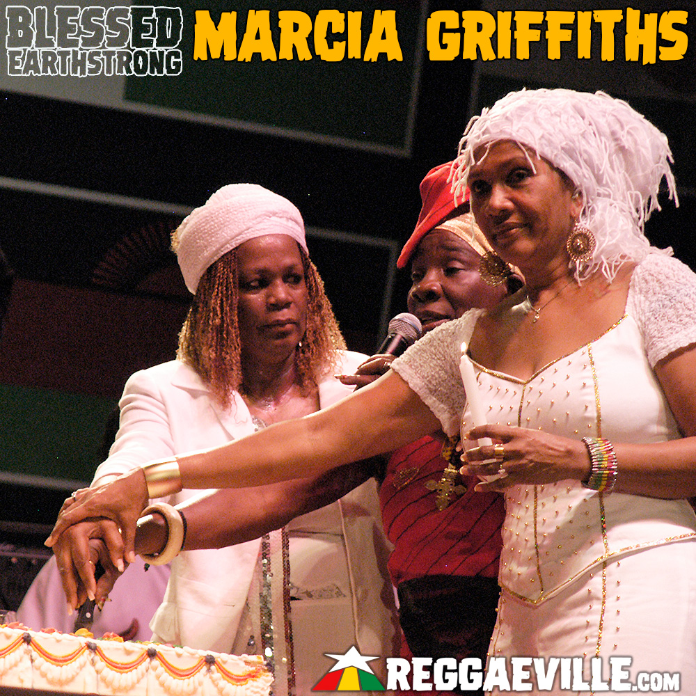 Blessed Earthstrong MARCIA GRIFFITHS *November 22nd⁠
⁠📷 The I-Threes (RitaMarley , Judy Mowatt & Marcia Griffiths) @ in Addis Ababa, Ethiopia 2005 @ Africa Unite: A Celebration of Bob Marley 's 60th Birthday.

#MarciaGriffiths #HappyBirthday  #AfricaUnite #IThrees #BobMarley
