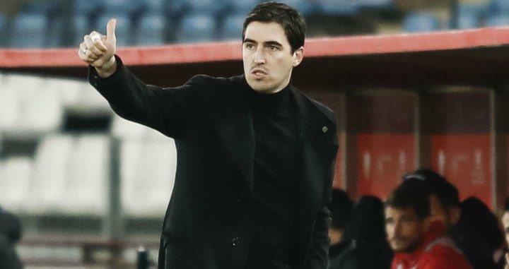 Lo del Rayo Vallecano en Vallecas:

-19/21 puntos (el mejor local)
-16 goles a favor (nadie ha marcado más)
-3 goles en contra (el 2º que menos)

Nadie ha conseguido ganar en su casa. TREMENDO.