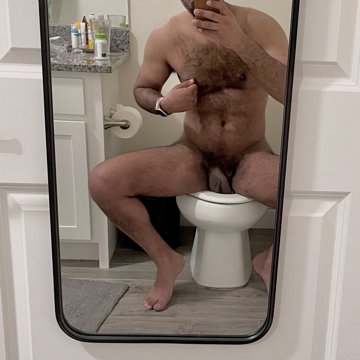 brucewaynesabtm's tweet photo. I was told I need to post more nudes on here.
#otter #hairytop #hairygay #gayotter #thickcock #nippletweak #bathroomselfie #bathroomnude #nude #gaynude #hairyotter #BallsOut https://t.co/emaJSzO7lq