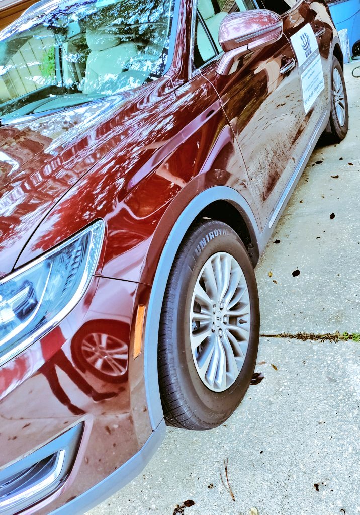 ContructionsI's tweet photo. the vehicles !!!! promoters of @ContructionsI  !!!   We drive them all over USA and Florida https://t.co/UHKTUlQJTH