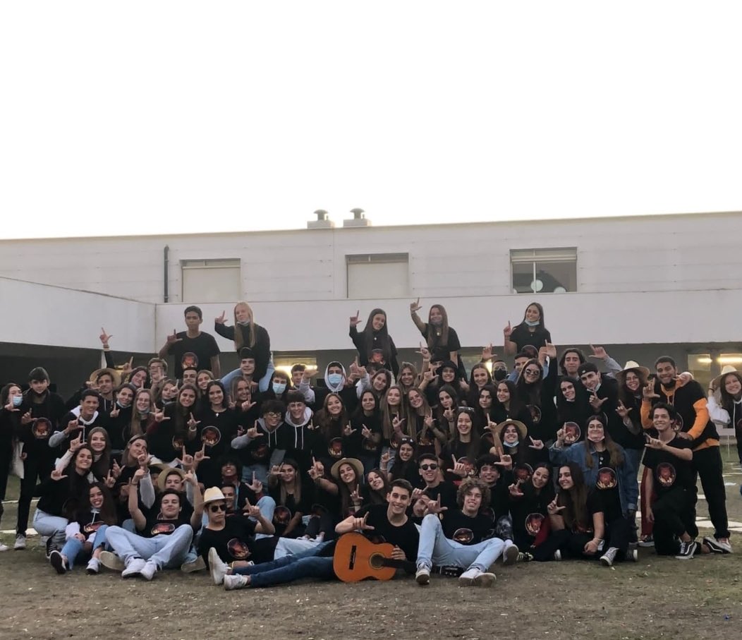 Pelo terceiro ano consecutivo anunciamos a nossa vitória na Escola Secundária de Santo André. Agradecemos a todos os que estiveram presentes e confiarem em nós , agradecemos também por tornarem o dia da nossa campanha especial!