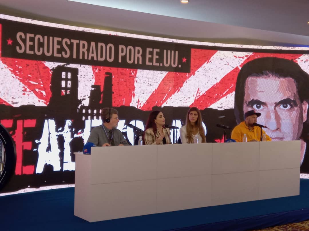 Alex Saab | "Let there be no doubt that this is a political act", said lawyer <a href="/LailaTajeldine/">Laila Tajeldine</a>, who assured that it is a direct aggression against Venezuela and its people.
#SinAlexNoHayDialogo 

<a href="/TheJusticeDept/">U.S. Department of Justice</a> <a href="/JoeBiden/">Joe Biden</a> #tuesdayvibe #DoctorWhoDay 
fusernews.com/laila-tajeldin…