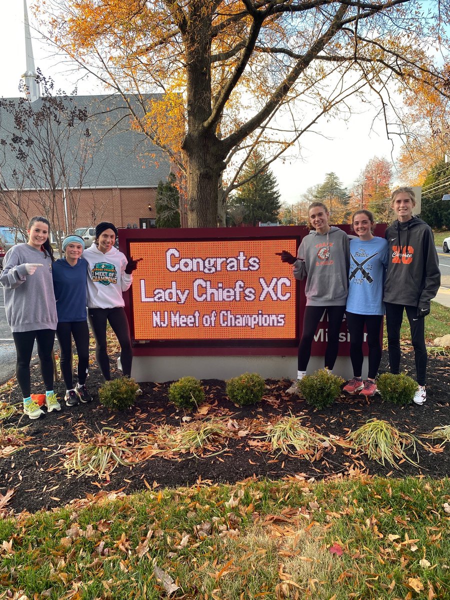 LadyChiefsTribe's tweet photo. Thank you to Wiley MIssion for the surprise on today's run. @WileyMission https://t.co/I8GhkPXgRm