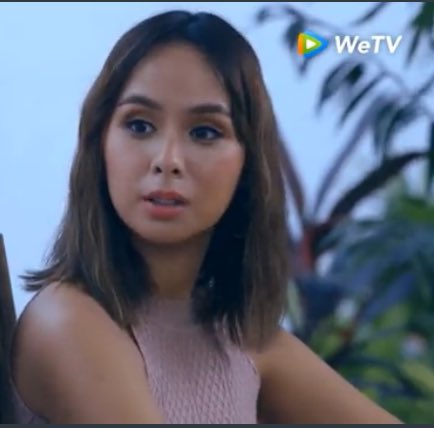 pork_solomon's tweet photo. Loving how these two played gray characters. At first I thought maiinis ako sa kanila based on the teasers and mediacons. BUT WHAT A REVELATION?! Women support other women. 👑 #QueenThingz only @KAILAestrada @MissKareee Kudos to @RCDNarratives for this remarkable cast! #ViralPast https://t.co/nAbaxYnAgY