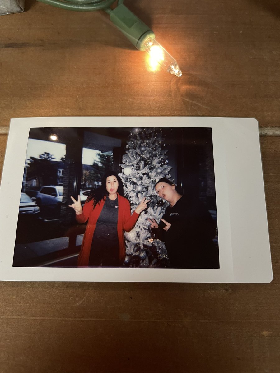 liveuhills's tweet photo. Wanna join our team? 🤩

We have an opening for a part time marketing assistant⚡️

Are you outgoing and love UHILLS as much as we do? You might just be the perfect addition to our crew 💫 

Email your resume and availability to abieniek@creimail.com https://t.co/9JfGAd2nS6