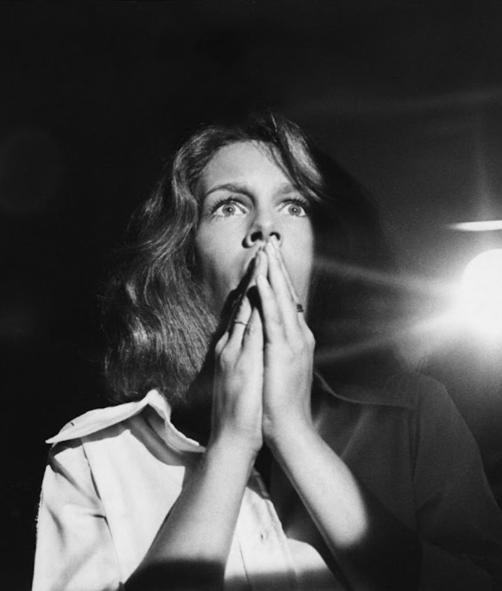 Happy birthday to the Scream Queen herself, Jamie Lee Curtis! 